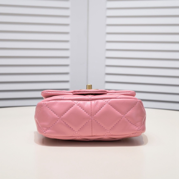 シャネルバッグ内部構造